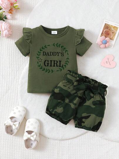BrownBark Conjunto de 3 peças para bebê menina, estilo casual de verão, composto por camiseta com estampa "DADDY'S GIRL" e shorts com estampa camuflada, além de cinto. Roupa confortável para bebês e crianças pequenas.