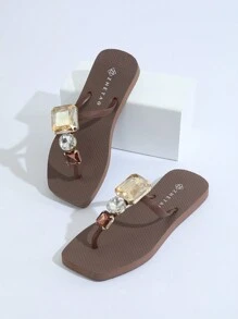 Chaussures de plage décontractées pour femmes orteil carré de mode de luxe avec des strass, chaussons pour l'extérieur décontracté, chaussons pour la maison, nouveauté de 2024