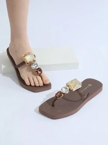 Chaussures de plage décontractées pour femmes orteil carré de mode de luxe avec des strass, chaussons pour l'extérieur décontracté, chaussons pour la maison, nouveauté de 2024