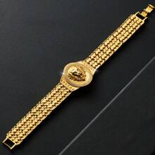 1pc Hip-Hop Lion Head Handheld Design Fashion Gold-Plated Bangle Bracelet For Women And Men, Luxurious Retro Cuff Decoration, Unique Accessory Gift