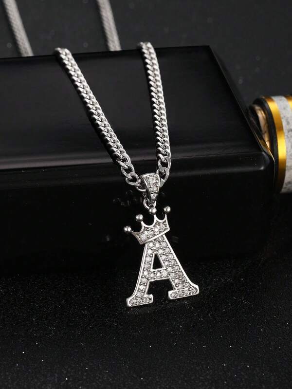 1 pièce Collier à pendentif couronne et lettre initiale étincelante A-Z Nom personnalisé pour femme pour la soirée
