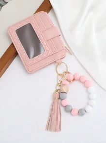 Acest portofel din piele PU are multiple funcții practice: un slot pentru carduri facilitează depozitarea cardurilor importante, decorațiunea detașabilă cu ciucure adaugă o notă de modă și personalizată, îndeplinind în același timp nevoile zilnice de depozitare. Portofel pentru carduri, portofel pentru carduri de vizită, portofel pentru carduri de credit, portofel pentru carduri de identitate, portofel pentru femei, portofel mini, poșetă, portofel pentru carduri.