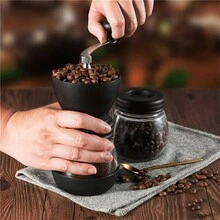 具圓錐形陶瓷磨片手動磨咖啡機，小型攜帶方便的手摇式磨咖啡機，適用於滴漏式咖啡、冷萃咖啡、法式壓濾壺、土耳其咖啡、義式濃縮咖啡，並配禮盒包裝 - 彩色 - 查看 2
