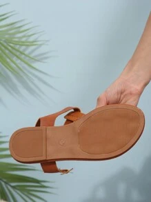 Sandálias Casuais Planas de Estilo Vintage Fechadas na Ponta 2025, Sapatos Romanos com Design Vazado Respirável Trançado