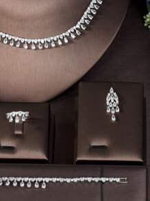 1套甜美立方氧化鋯淚滴和流蘇裝飾珠寶套裝，適用於紀念日和女性