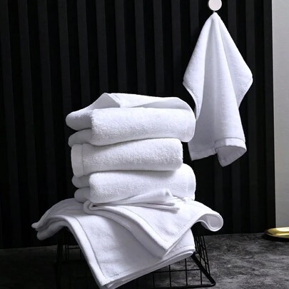 1 khăn tắm lớn màu trắng 80*180cm, dày và thấm hút tốt; Kèm theo 1 khăn tay/mặt mềm 34*75cm, thích hợp cho phòng tắm, khách sạn, du lịch, tiệc tùng, quà tặng, thẩm mỹ viện, phòng tập thể dục, sử dụng được cả 4 mùa, trang trí phòng tắm gia đình, trang trí mùa thu, trang trí nhà cửa cho năm học mới, khăn tắm cho thẩm mỹ viện, khách sạn, thể thao, đồ dùng thiết yếu tại nhà, khăn tắm, chăm sóc da.