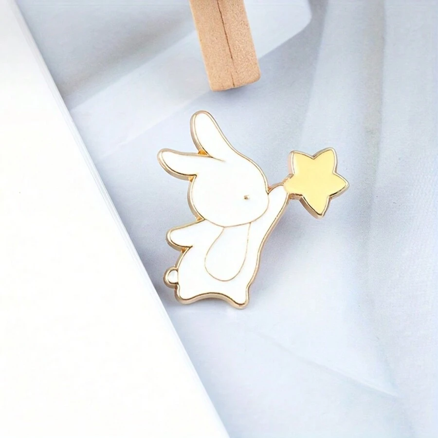 Broche de conejo blanco lindo, accesorio de hebilla con gota de aceite de estilo japonés, insignia de metal, alfiler de solapa mini, broche de aleación de dibujos animados versátil para ropa, bolso, mochila, camisas, chaquetas, joyería, accesorios de otoño-invierno, adecuado para adolescentes, jóvenes, hombres, casual, al aire libre, atlético, vacaciones, regalos de graduación, cumpleaños, uso diario, regalos divertidos para maestros