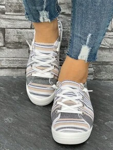 Giày đế bằng vải in hoa dành cho nữ để mặc thường ngày, giày thể thao xỏ ngón thoải mái với thiết kế mũi tròn và buộc dây, thích hợp để trượt ván và đi bộ quanh năm - Nhiều màu - Xem 6