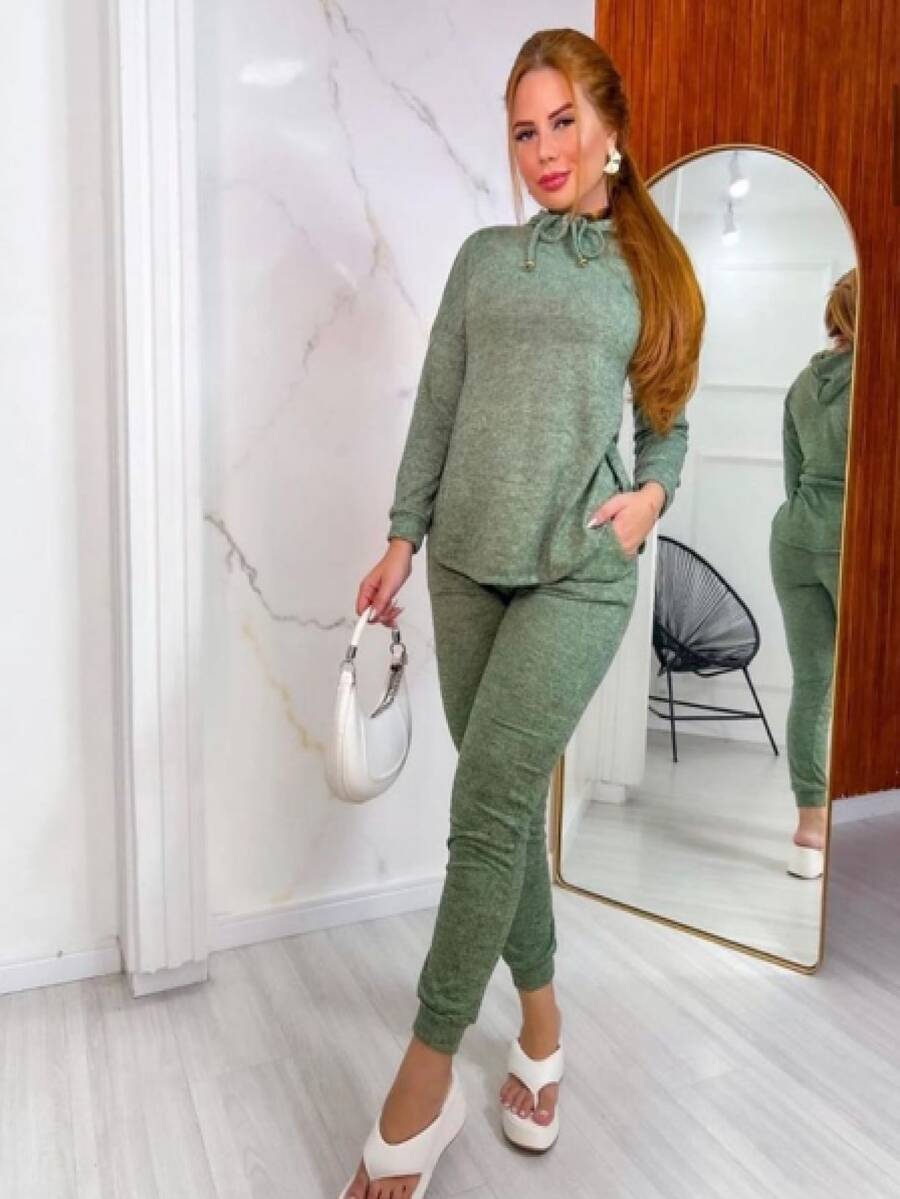 Women Two-Piece Outfits - 綠色 - 查看 1