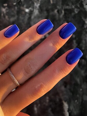 Simple And Stylish 24Pcs Short Square Royal Blue Solid Color Glossy False Nails, Including 1 Piece Of Jelly Glue And 1 Piece Of Nail File Press On Nails Nail Supplies Nails