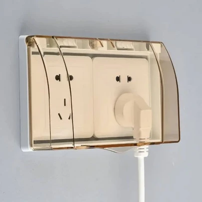 1个浴室壁挂式开关保护盖 - 自粘式86型电源插座保护盖，适用于防溅插座盒