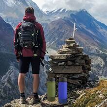 Silikon Schutzhülle für 12-40oz Standard- und Weithalsflaschen, inklusive rutschfester Bodenabdeckung für Edelstahl-Wasserflaschen