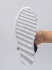 女士厚底漆皮拖鞋，厚底空心設計，戶外防滑包頭鞋，2024年夏季新品 - 黑色 - 查看 6