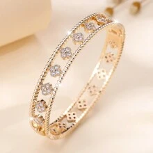 1pc Minimalist Elegant Zirconia Crystal Flower Bracelet, Unique Gift For Women