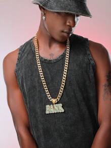 1條庞克風格的黑色字母銀行形吊墜項鍊,適合男士街頭服裝和日常穿著