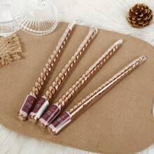 Set mit 4 oder 12 langen, spiralförmig gestalteten, farbigen Kerzen für romantische Kerzendinner Dekoration, Hochzeits- & Geburtstags Kerzen 25cm hoch mit 2cm Durchmesser unten, 9 Stunden Brenndauer, geruchlos und rauchlos, Raum Dekoration, Geschenke