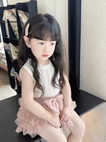 2入組年輕女孩可愛時尚針織背心上衣與蓬松3D花邊網紗短裙套裝，蝴蝶結裝飾，適用於沙灘派對，生日禮物，夏季理想出行裝