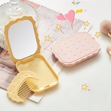 1 Chiếc Gương Trang Điểm Mini Hình Bánh Quy Màu Sắc Ngẫu Nhiên Sáng Tạo Với Lược Nhỏ Công Chúa Dễ Thương Văn Phòng Sinh Viên Trường Học Gương Trang Điểm Di Động Gương Gấp bộ Trái Tim Nữ Tính - Nhiều màu - Xem 1