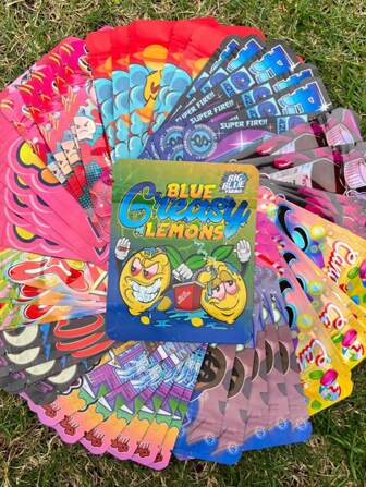 5pcs/50pcs Candy, Biscuit, Snack Bags, Storage Bags, Laser Shaped Candy Package Self-Sealing Ziplock Bag 3D Polyester Film Bag Vanilla Bag Candy Ziplock Bag Polyester Film Bag Odor-Proof Bag Waterproof Bag Candy Bottle Self-Sealing Bag Storage Bag Ziplock Bag, Festival Gift Package, Back To School Supplies