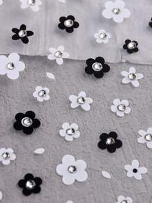 2 piezas de pegatinas para uñas en blanco y negro con diseño de línea francesa de flores y diamantes de imitación 3D, calcomanías de franjas oblicuas creativas de decoración geométrica para consejos de manicura de bricolaje - Multicolor - Ver 5