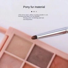 1支精密暈染化妝刷，馬鬃眼影刷，適用於煙熏妝