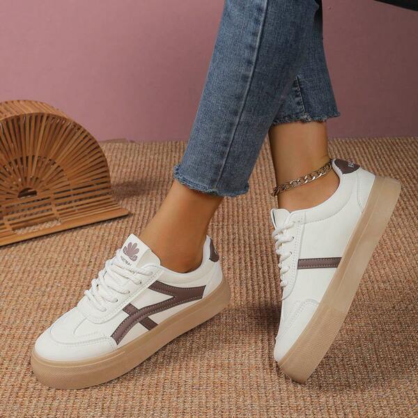 Frauen-Sneaker mit Splicing-Design, europäischem und amerikanischem Stil mit weicher Bodensohle und dickem Plattform-Street-Skateboardschuh, Low-Cut All-Match Damenschuhe