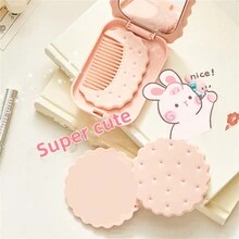 1 Chiếc Gương Trang Điểm Mini Hình Bánh Quy Màu Sắc Ngẫu Nhiên Sáng Tạo Với Lược Nhỏ Công Chúa Dễ Thương Văn Phòng Sinh Viên Trường Học Gương Trang Điểm Di Động Gương Gấp bộ Trái Tim Nữ Tính - Nhiều màu - Xem 4
