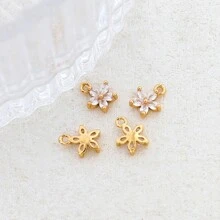 4 piezas de colgantes de flores coloridas simples con 8 colores diferentes (de 5 pétalos) para manualidades de pendientes, pulseras, collares, materiales para hacer joyas para el Día de San Valentín