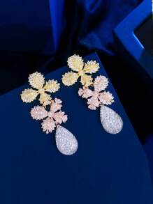 1 paar Multi 3-tone vergulde glanzende kubieke zirkonia grote luxe dikke lange bungelende waterdruppelbloem oorbellen voor vrouwen, statement bruiloft feest bruidssieraden