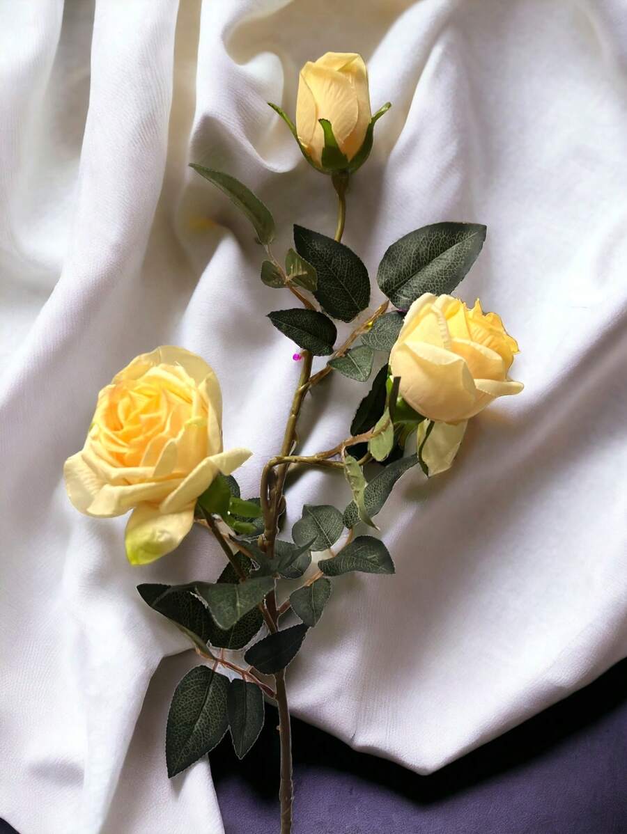 Artificial Roses With Premium Material - Yellow - View 1