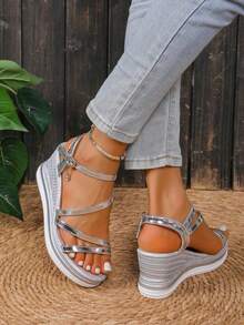 Sandalias planas / de plataforma Roma en tallas grandes con plataforma para mujer de punta abierta y tacón de cuña para el año 2024 - Plateado - Ver 2