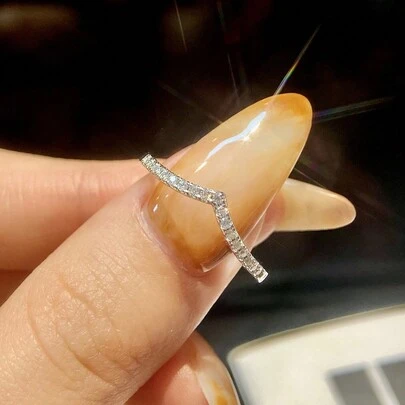 1pc Elegant S925 Sterling Silver V-Shaped Moissanite Diamond Engagement Ring/Wedding Ring, Women's Promise Ring/Eternity Ring/Anniversary Ring/Valentine's Day Gift, Suitable For Holidays, Dates, Parties And Daily Wear