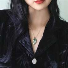 Set Of 2 Necklaces, Best Friend Necklace With Cute Design, Valentine's Day Gift With Heart-Shaped Pendant Friendship Necklace. Can Be Used As Birthday Gift, Sister Gift, Souvenir Gift, Etc. - Gold - View 2