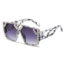Fashionable Oversized Pearl Embellished Fashion Glasses For Women, Outdoor Cycling Beach Hollow Out Inlaid Sparkling Pearls Ins Style - Multicolor - View 16