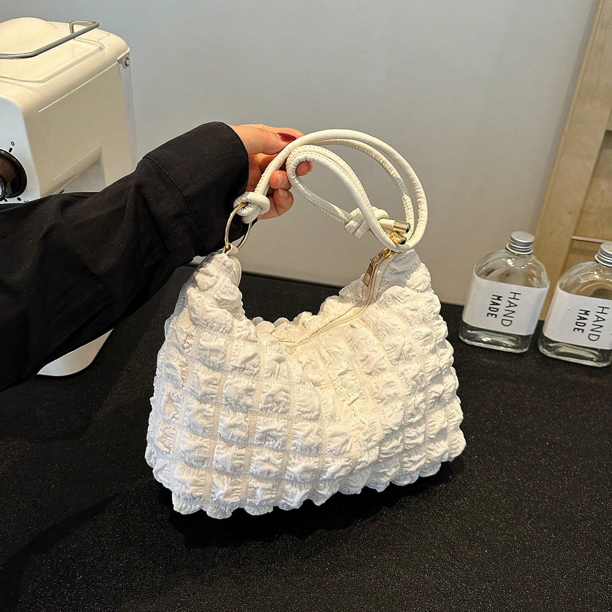 Sac à bandoulière plissé à bulles pour femmes de style doux, sac solidaire polyvalent pour un usage quotidien, petit sac à main de soirée pour