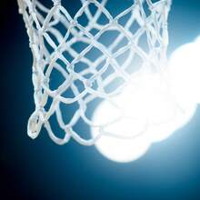 4 piezas Redes de canasta de baloncesto de calidad premium blancas, reemplazo profesional, cuerda tejida de poliéster gruesa, se ajusta a aros de baloncesto estándar interiores o exteriores con 12 lazos - Blanco - Ver 4