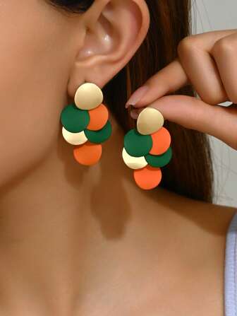 2pcs Fashionable Minimalist Geometric Circle Iron Piece DIY Combination Multi-Color Leopard Print Craft, New Added Cow Print Geometric Combination Earrings, Oval Leopard Print Iron Ring Gold Stud Earrings, Suitable For Women To Wear Daily, Party, Date, Banquet. The Metal Surface Is Handcrafted, There May Be Small Foreign Objects, But It Is Very Beautiful. Thank You.