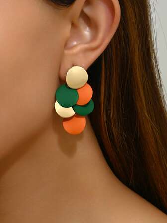 2pcs Fashionable Minimalist Geometric Circle Iron Piece DIY Combination Multi-Color Leopard Print Craft, New Added Cow Print Geometric Combination Earrings, Oval Leopard Print Iron Ring Gold Stud Earrings, Suitable For Women To Wear Daily, Party, Date, Banquet. The Metal Surface Is Handcrafted, There May Be Small Foreign Objects, But It Is Very Beautiful. Thank You.