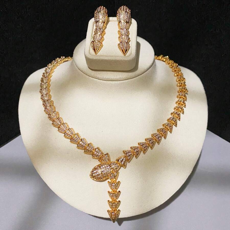 女士奢华珠宝套装、金/银色调珠宝套装、方晶锆石镶嵌铜珠宝套装、时尚蛇形设计吊坠项链、耳环和手链套装 - 套裝 - 查看 1