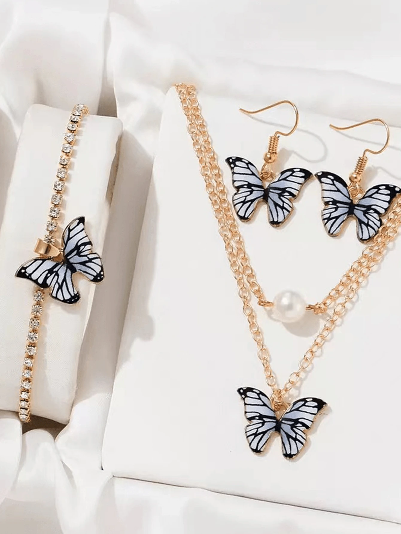 Conjunto de collar, aretes y pulsera de mariposa colorida con moda minimalista - Multicolor - Ver 1