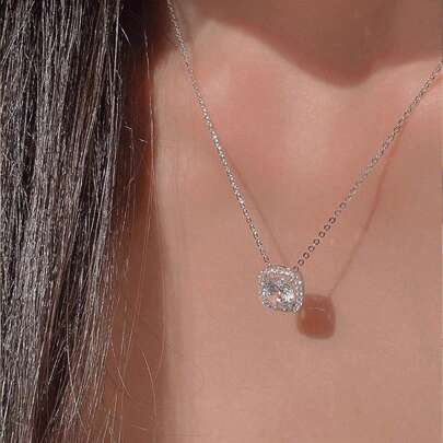 قلادة معلقة بشكل مربع للحلوى للنساء قطعة واحدة, تصميم فريد ورائع، مرصعة بزركون مربع المشكل، سلسلة هندسية من الفولاذ المقاوم للصدأ