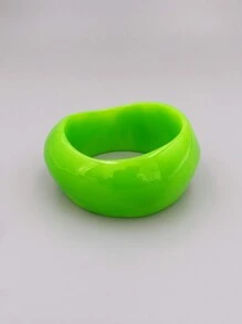 1 pieza brazalete exagerado de acrílico, adecuado para uso diario para mujeres