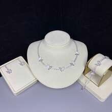Bộ Trang Sức Handmade Thanh Lịch Quà Tặng Tốt Nghiệp Dành Cho Giáo Viên - Bộ Màu Vàng Trang Trí Họa Tiết Con Bướm Và Hình Con Vật Mạ Đồng, Đá Cubic Zirconia Chất Lượng AAA, Tinh Tế, Ngọt Ngào, Xinh Xắn Và Sang Trọng. Hoàn hảo cho phụ nữ trẻ và phụ nữ để kết hợp với trang phục trang trọng. Bộ sản phẩm bao gồm dây chuyền, bông tai và vòng tay. - Bộ đồ bướm - Xem 7