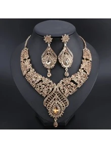 1 Set Crystal, Rhinestone, Cubic Zirconia Water Drop Necklace And Earrings Jewelry Set, Suitable For Women's Wedding, Party, Daily Wear, Great For Holiday, Birthday, Christmas Gift