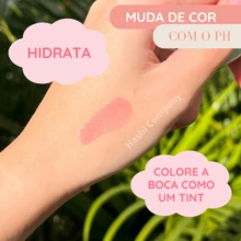 Lip Gloss - STRAWBERRY - View 4