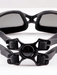 1套成人電鍍游泳鏡，高清防霧水鏡，鼻夾，耳塞和游泳帽等附件，適用於訓練，游泳池和沙灘