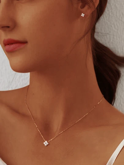 FOREVER QUEEN 2pcs 925 Sterling Silver Necklace Plus Bracelet  Four-Leaf Clover Necklace   Women's Necklace Suitable For Wedding Party Dressing Jewelry Set  Design Match Daily Outfits High Quality Accessories