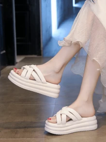 Women's Thick-Sole White Slippers Non-Slip Summer Flat Sandals Fashionable Sports Slides