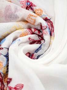 Boho Flower Embroidery Hijab Scarf Casual Outdoor Sunscreen Windproof Beach Towel