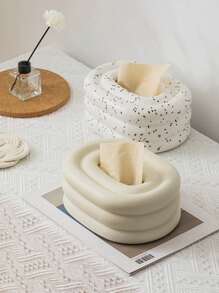 1pc Ceramic Tissue Box, Creamy White Circle Design Decorative Napkin Holder, Living Room Coffee Table Creative Decoration, Home Decoration, Ceramic Handkerchief Box, Tissue Box Cover, Napkin Dispenser Tray, Home Decorations, Home Organization And Storage, Room Decor, Kitchen Accessories, Kitchen Tools, Organizer Kitchen, Travel, Holiday, Napkin Holder, Festival Family Gathering, For Home Kitchen Dining Room, Decorative Box, Women Wedding Gift, Summer Travel Holiday Festival Must-Have